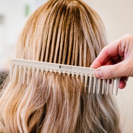 Kumi Wheat Eco-Friendly Long Wide Tooth Detangling Comb Oatmeal colour - Durable, Lightweight and made from plant based eco material. The perfect afro comb for barbers or home use.