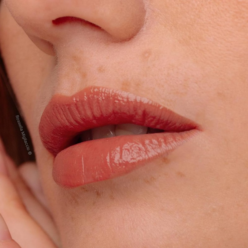 Rossella Migliaccio - Armocromia Spring Light Lipstick