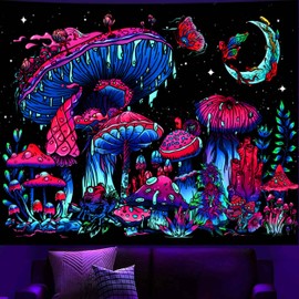 TUGCAY Tapiz de hongos de luz negra, tapiz brillante en la oscuridad, tapiz de plantas de luz negra, tapiz de fantasía con hongos reactivos a los rayos UV, mariposa, luna, tapices para colgar en la