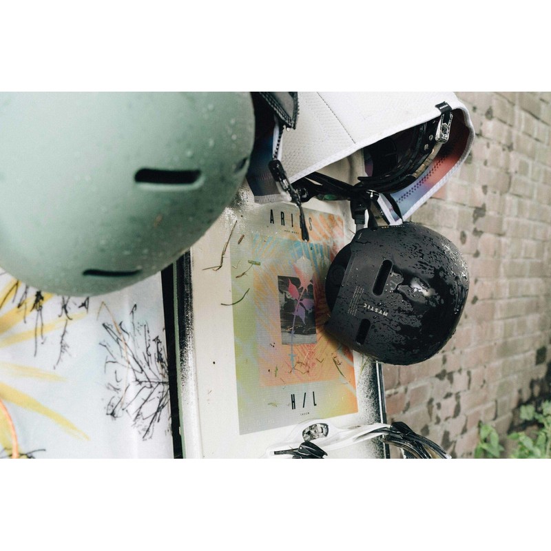 MYSTIC Vandal PRO Helmet 2023 Black, M/L