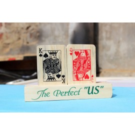 IVEI Poker Themed King and Queen Wooden Showpiece for Anniversary, Weddings, Birthdays