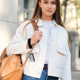 HJZHII Wrist Keychain, Stretchy Key Chain with D Ring Car Key Fob Scrunchie Wristband Hand Wrist Lanyard Wristlet Strap Bracelet for Women Men Wallet Keys Camera Handbags Headphone(Black)