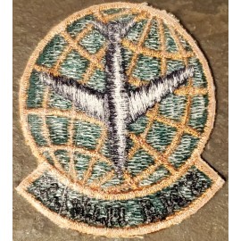 USAF AIR FORCE MILITARY PATCH 374th Field Maintenance Squadron COLOR VTG ORG MIL