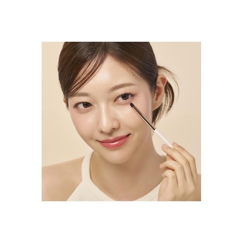 Mini Eyehole Brush / 미니 아이홀 브러시