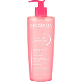 **Bioderma Sensibio Gel Moussant 500 ml** es un gel limpiador para pieles sensibles que limpia e hidrata suavemente.