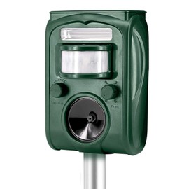 Solar Ultrasonic Animal Repeller, Cat Repellent, Motion Detection, Siren and Flash Repel. Dog, Squirrel, Deer, Raccoon, Skunk, Rabbit, Fox, etc