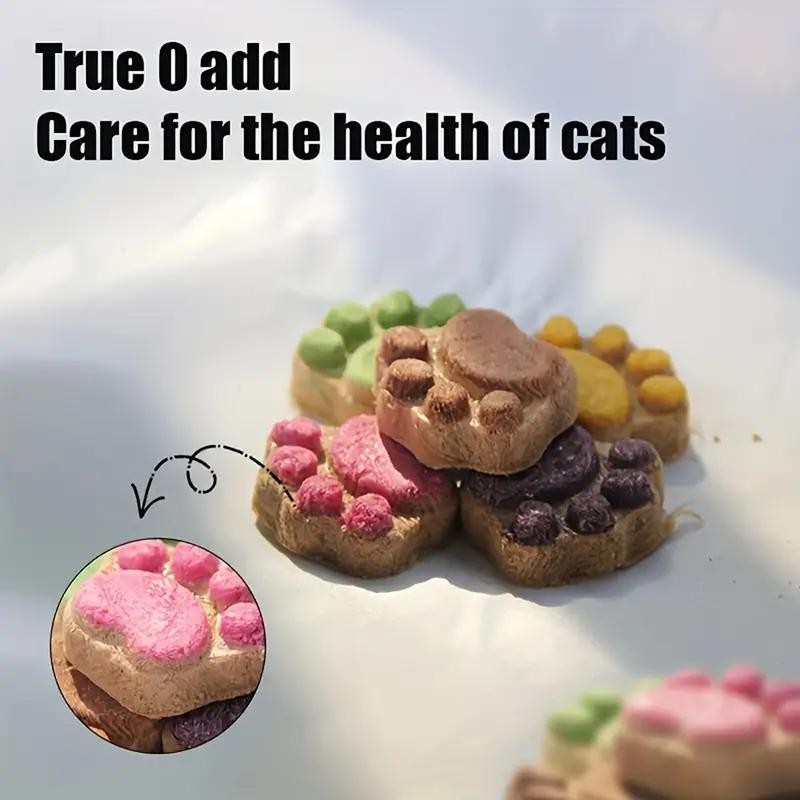 HELETY Crunchy Cat Treats Cat Claw Biscuits Cat Grass Bonus