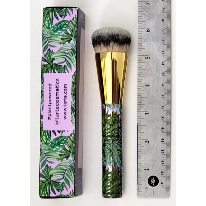 TARTE FOUNDCEALER Foundation Brush (NEW IN BOX)