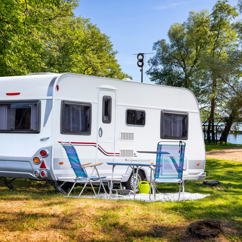 Antennas Direct ClearStream 2 RV Amplified On-The-Go TV Antenna, UHF