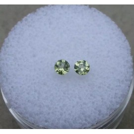 pinnaclediamonds Peridot Round Loose Faceted Natural Gem Pair 3mm each