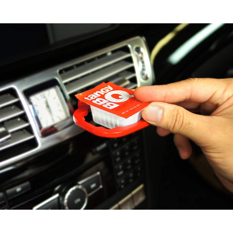 Saucemoto Dip Clip | An in-car sauce holder for ketchup