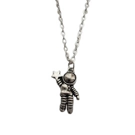 WYGUYO Original Fashion Astronaut Necklace, Space Jewelry, Space Lover, Dainty Necklace