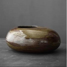 Gohobi Handmade Ikebana Round Vase – Japanese Vintage Style – Zen Home Décor (Green/Chaocolate)
