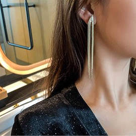 Aneneiceera Vintage Metal Tassel Chain Earrings Gold Sleek Chain Dangle Earrings Long Snake Chain Drop Earrings Punk Fringe Chain Tassel Earrings Fringe Waterfall Statement Earrings Jewelry for Women