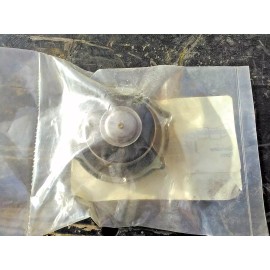 DOOSAN NOS  RADIATOR CAP 13 PSI PT# 36769560 NEW