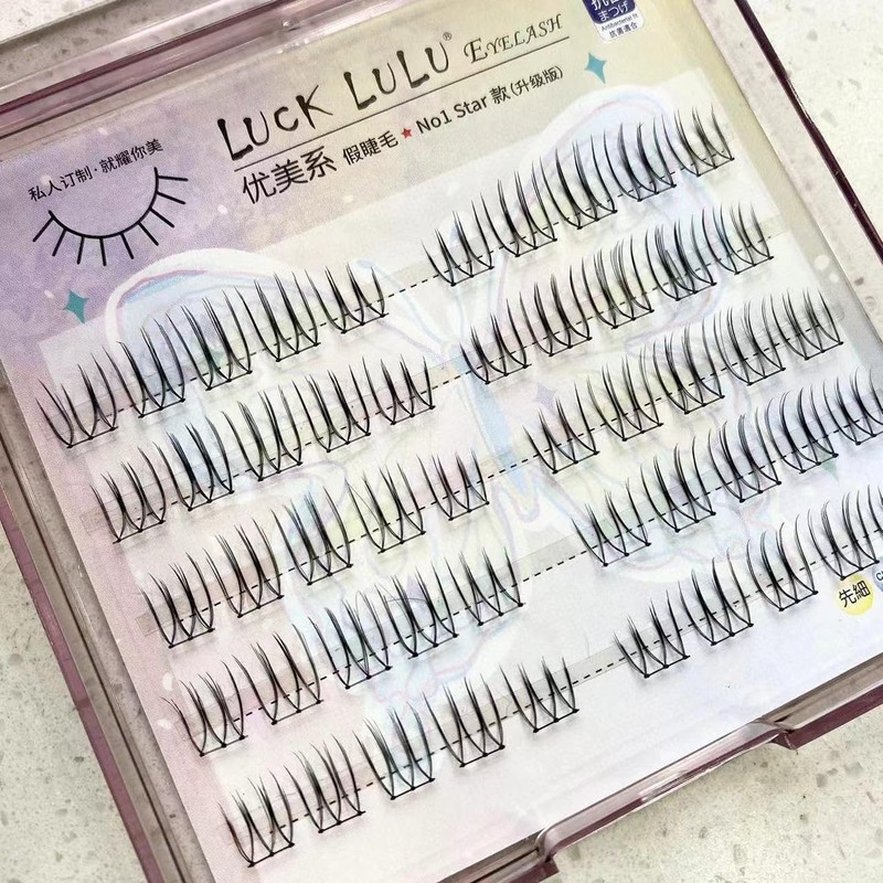 大容量 つけまつげ 接着剤不要 落ちにくい高い粘着力 可愛い 立体感 部分つけまつげ のり付き 束感 人気