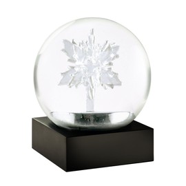 Snowflake Snow Globe by CoolSnowGlobes