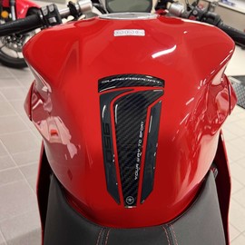 labelbike - Motorcycle Tank Pad Sticker Made of 3D Gel Resin Protection Compatible with Ducati Supersport 950 2021-2022