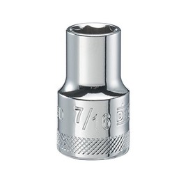 DEWALT 1/2" 6 PT Standard Socket 7/16