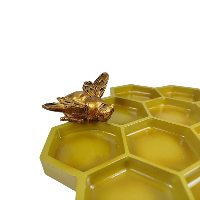 Bird Feeder in Honeycomb Design in Gold