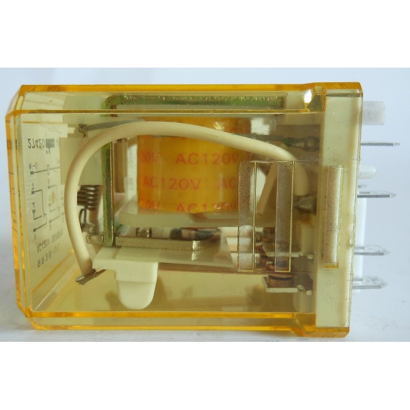 IDEC RR3B-ULAC120V 120 VAC Coil, 3 Poles 3PDT, 50/60 HZ,