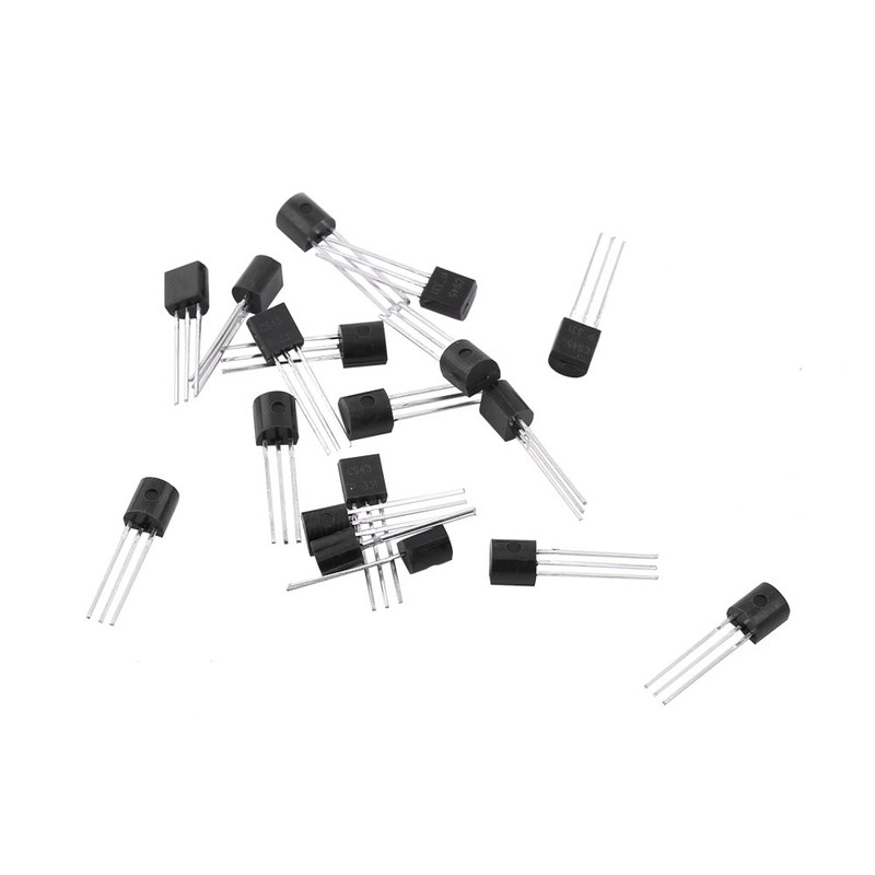 Transistores mezclados de los tipos 600 de los 15 TO-92