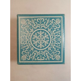 Avon VINTAGE-Avon Snowflake 3.5" Paperweight 24% Lead Crystal France Glass Brand New