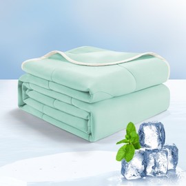 Cooling Comforter Full Size - Lightweight & Breathable Summer Comforter Blanket for Hot Sleepers, Soft and Hypoallergenic Bedding, Green Twin Quilt (Fits Twin & Full Size 79"x90")