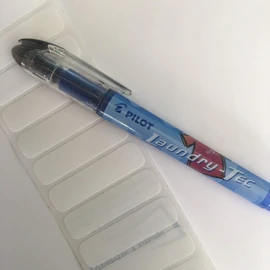 Laundry name badges, the set includes a pilot fabric marker and white iron-on labels, ideal for school, uniforms, nursing homes, etc. 50 Labels and Pilot Pen
