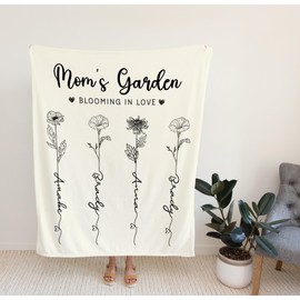 MINIVINE Gifts for Women Mom's Garden Flower Blanket - Mom Birthday Gifts - Gifts for Mom from Daughter Mama Mommy Mom Gifts - Custom Blanket Bed Home Decor - Cozy Plush Fleece