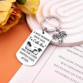 UIWIHHP Retirement Gifts for Women 2025 Cool Retirement Keychain Gift for Her Farewell Goodbye Gift for Coworkers Boss Retired Gifts for Women Teacher Nurses Friends