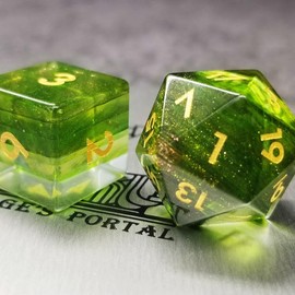 Sage's Portal Treasures Gemstone DND Dice 7 Piece Polyhedral Dice Set for DND TTRPG Dungeons and Dragons Pathfinder Oversized Designer Dice (Green Glass/Gold Glitter)