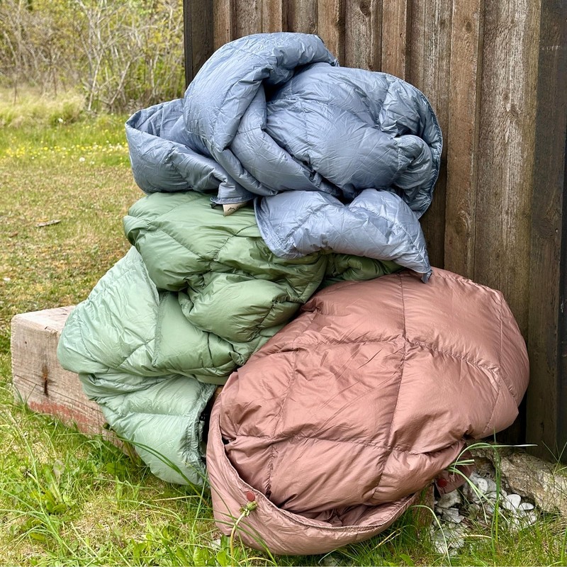 Noora North Down Camping Blanket with Footbox – Lightweight, Packable,