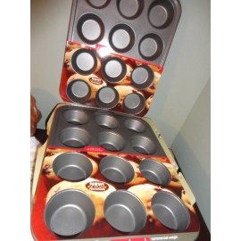 BRADSHAW PREMIUM COMMERCIAL NONSTICK 12 CUPCAKE MUFFIN PAN LOT 2 TOTAL 24 CUP