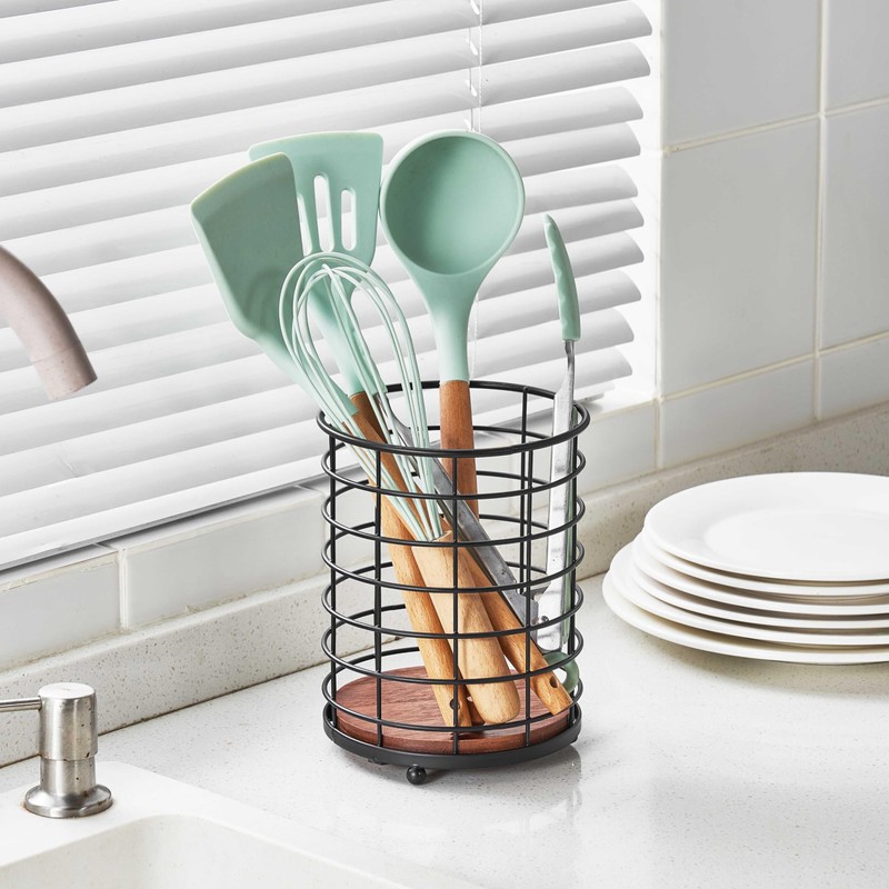 Eden & Willow Rustic Metal Cutlery Holder Basket with Wooden