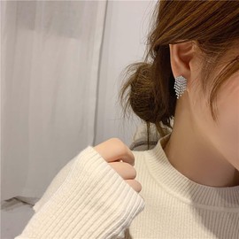 Allereyae Vintage Crystal Chandelier Dangle Earrings Rhinestone Tassel Chain Earrings Wedding Chandelier Earrings Silver Tennis Chain Earrings Jewelry for Women (Silver)