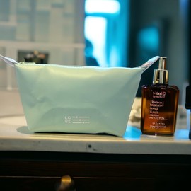 Toiletry Bag, Travel Makeup Case, Cosmetic Organizer, Women and Girls, Green Love, Leatherette