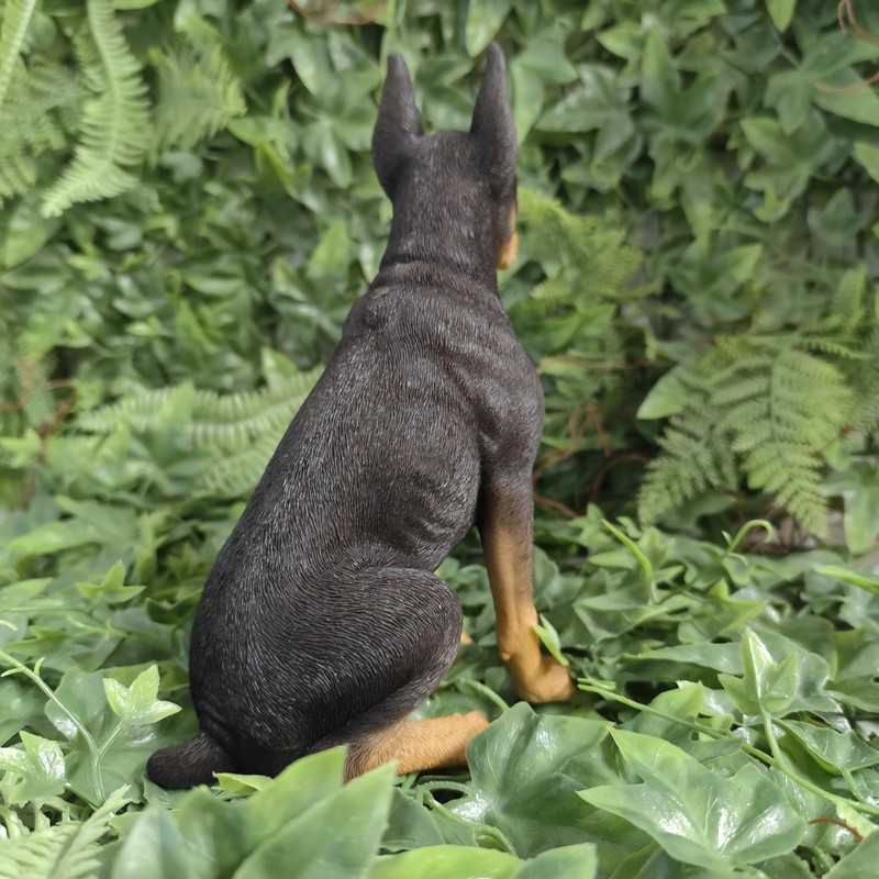 Vivid Arts Dobermann-Pinscher – Gartendekoration für drinnen und draußen