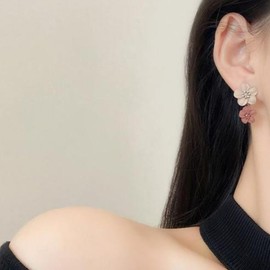 Stocking Stuffers Holiday Outfits for Women 2024 Flower Earrings Women Colorful Floral Stud Earrings Tulip Daisy Stud Earrings Cute Flower Jewerly Gifts for Women