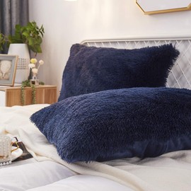 Uhamho Set of 2 Faux Fur Throw Pillow Covers Soft Velvet Decorative Pillowcases Zipper Closure (Navy, 20"x26")