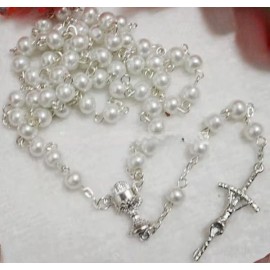 My First Holy Communion Gift white pearls Rosary Chalice Center velvet pouch