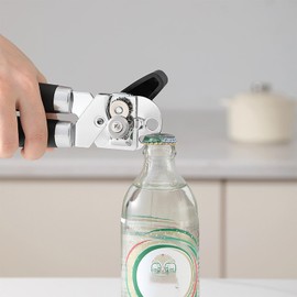 Manual can opener, stainless steel can opener with comfortable non-slip handle, heavy-duty can and bottle opener for home, camping and restaurants. Includes 1 easy can twister.