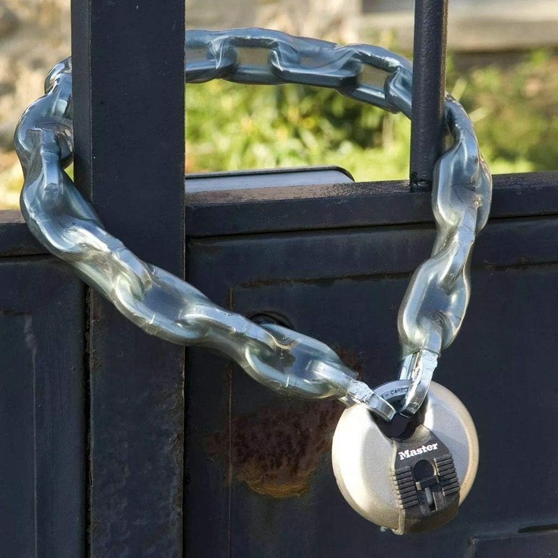 MASTER LOCK Heavy Duty Disc Padlock, Security level 8/10, Outdoor,