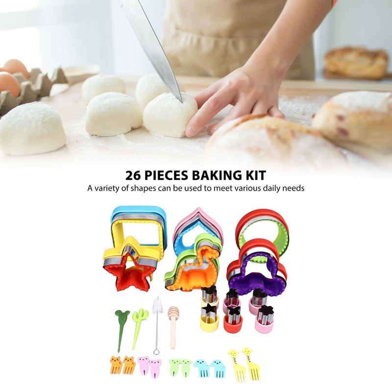 26PCS Sandwich Cutter and Sealer Set Stainless Steel Bread Cookie