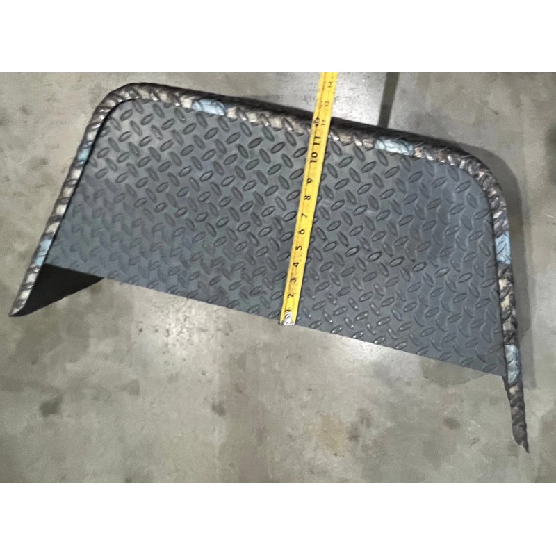 D2E 10 x 34 x 18 Steel 14Ga Treadplate Trailer