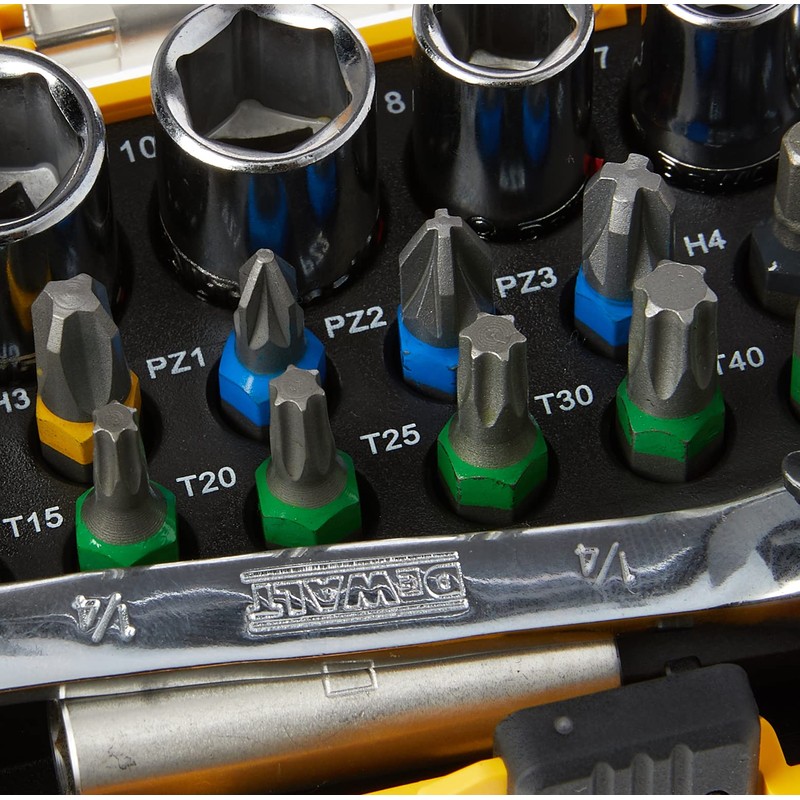 Dewalt DT71516-QZ 24 Piece High Performance Socket and Screwdriving Set