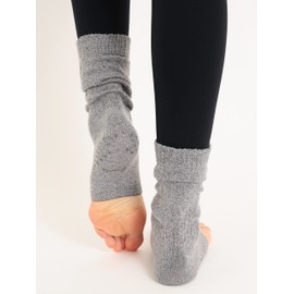 Thulia Yoga Socks, Kosher Socks, Non Slip, Open Toe, Moisture Wicking, Heat Generating, Warm, One Size Fits Most, lilac