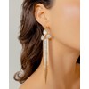 arete de perlas de agua dulce con borla larga de