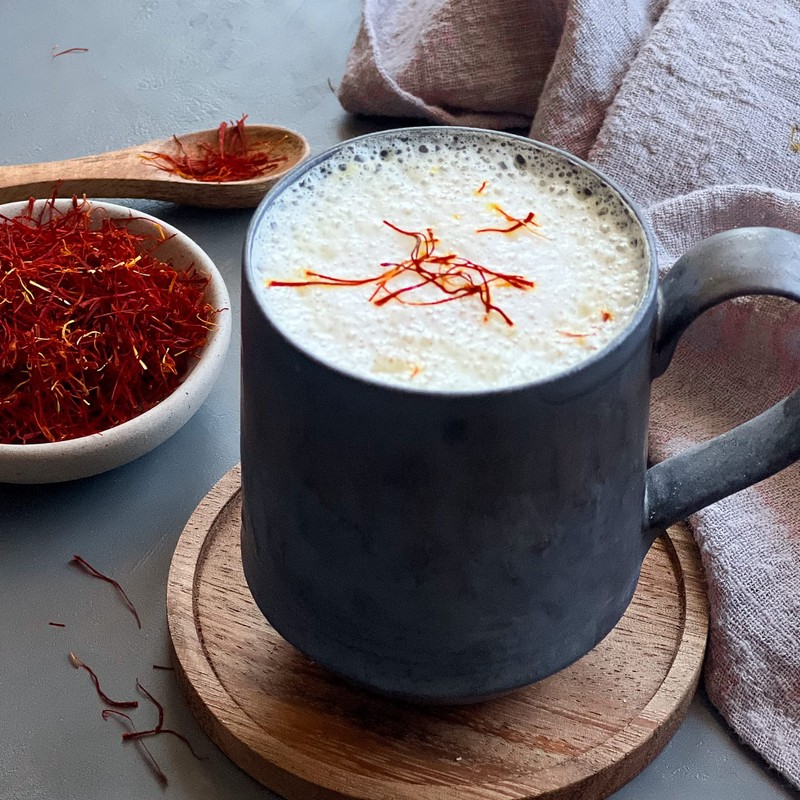 The Gathering Of Saffron Superior Saffron Threads Pure Spanish Saffron
