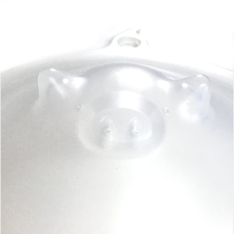 Marna K249W Pig Chin, White